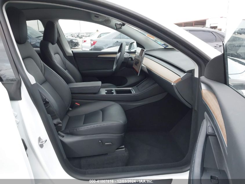 VIN 7SAYGDEE2PA101238 2023 Tesla Model Y, Awd/Long... no.5