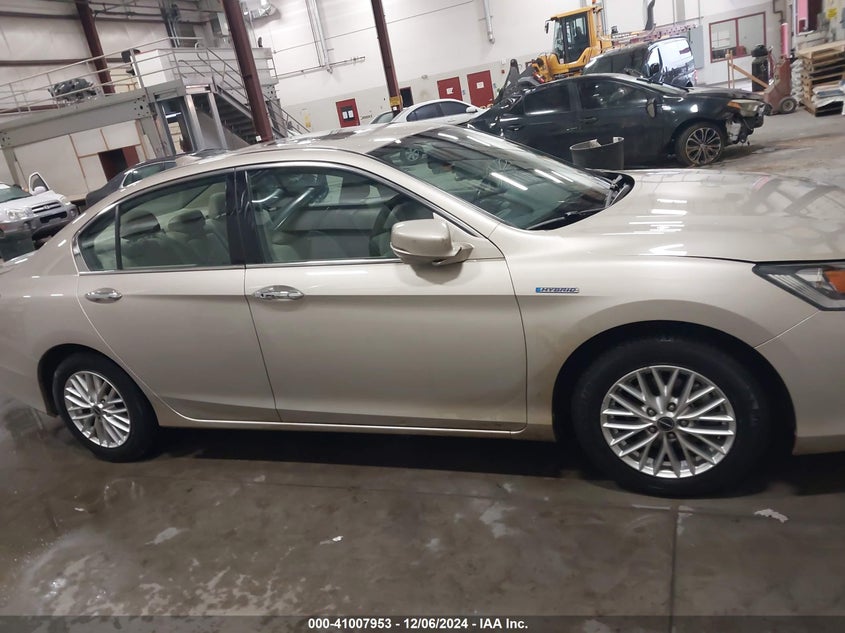2014 HONDA ACCORD HYBRID VIN: 1HGCR6F56EA004372