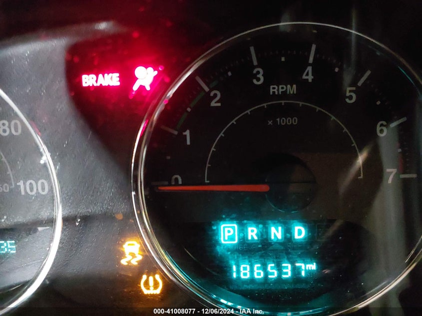 2016 JEEP WRANGLER UNLIMITED SAHARA - 1C4BJWEG5GL240006