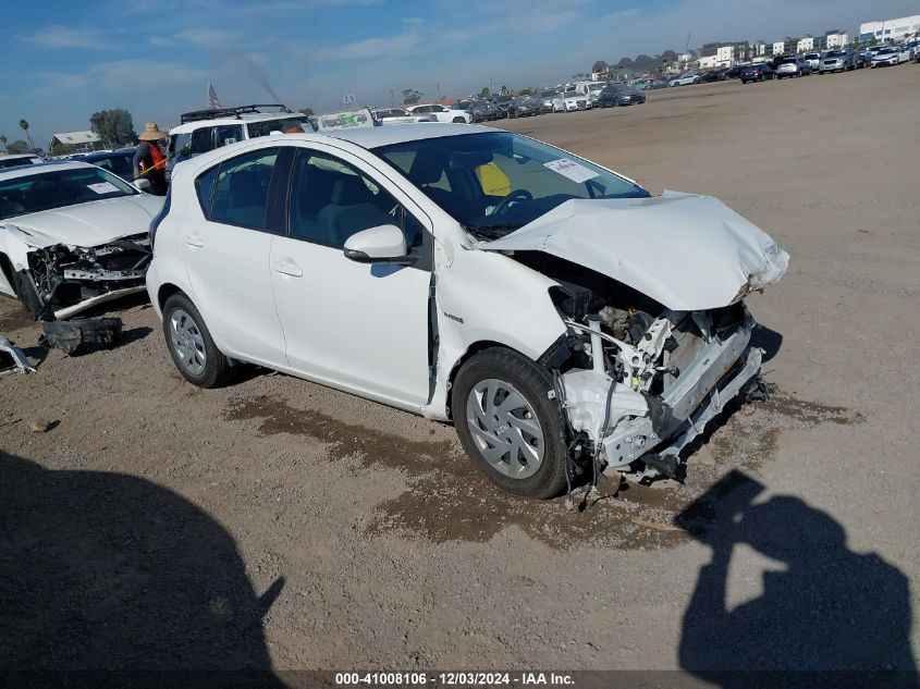 VIN JTDKDTB34F1583150 2015 Toyota Prius, C Two no.1