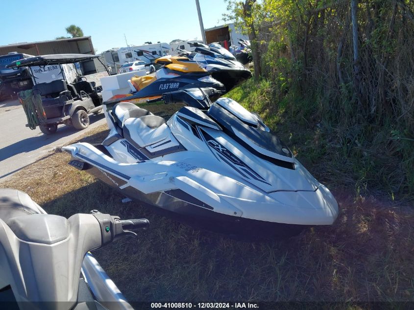 2019 YAMAHA FX CRUISER