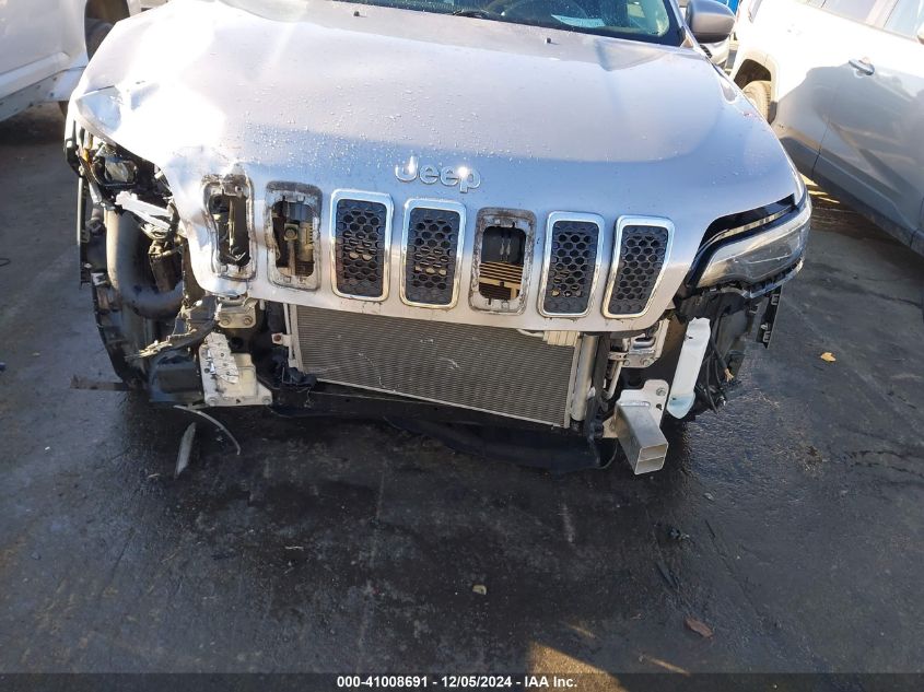 VIN 1C4PJLCX0KD120205 2019 Jeep Cherokee, Latitude no.6