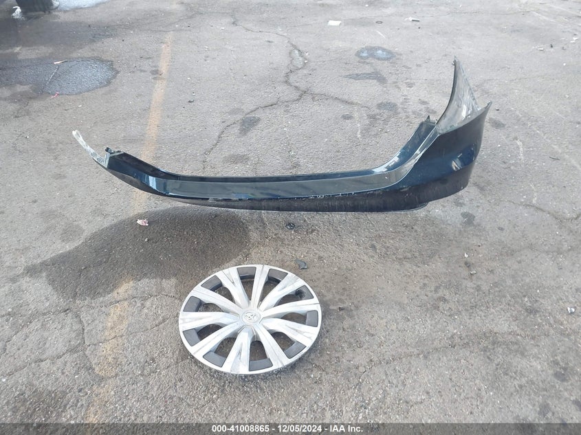 2021 TOYOTA CAMRY VIN: 4T1C31AK5MU566479