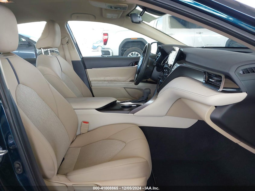 2021 TOYOTA CAMRY VIN: 4T1C31AK5MU566479
