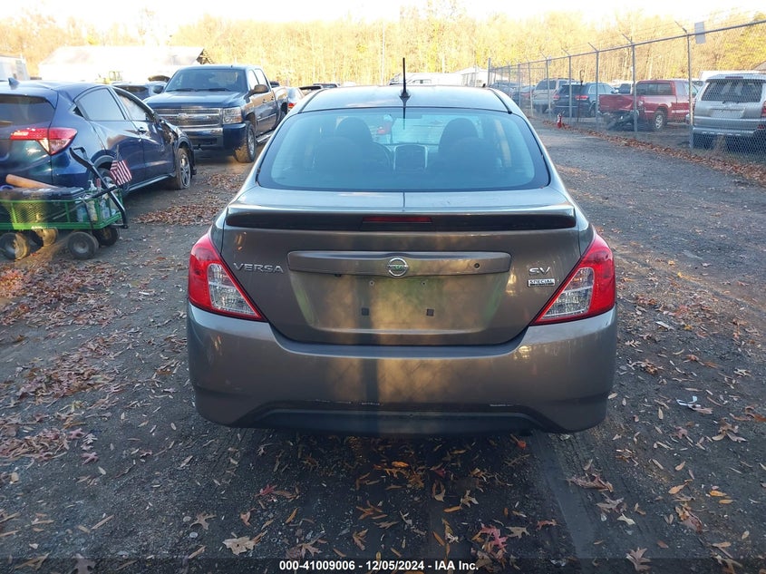2017 NISSAN VERSA 1.6 SV - 3N1CN7AP4HL827357