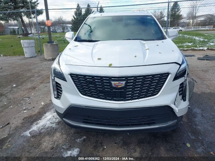 2022 Cadillac Xt4 Awd Premium Luxury VIN: 1GYFZDR49NF105003 Lot: 41009382