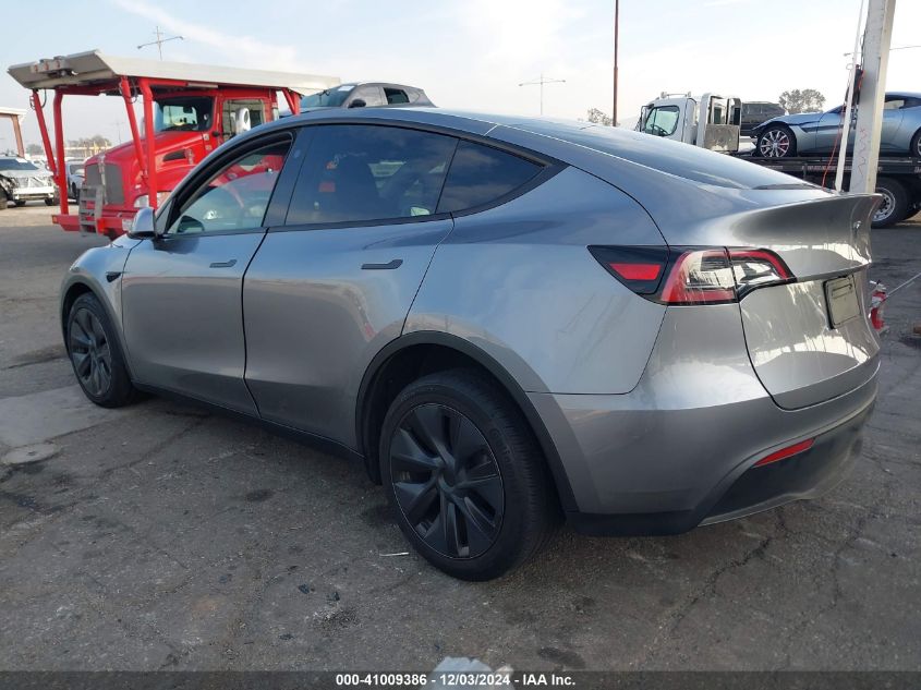 VIN 7SAYGAEE7RF122980 2024 Tesla Model Y, Long Rang... no.3