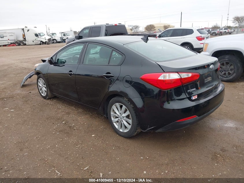 2016 KIA FORTE LX - KNAFX4A63G5596439