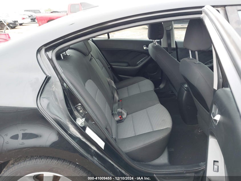 2016 KIA FORTE LX - KNAFX4A63G5596439