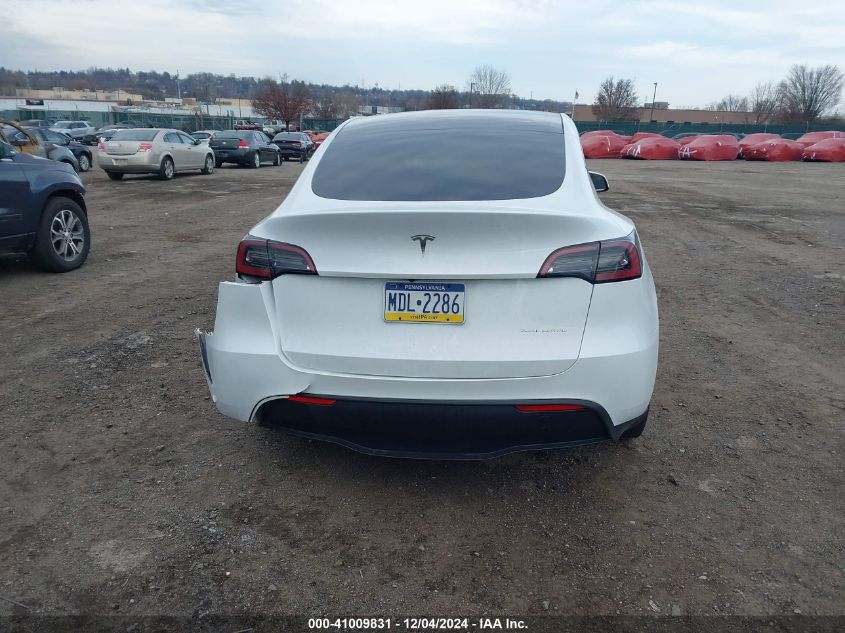 2023 Tesla Model Y Awd/Long Range Dual Motor All-Wheel Drive VIN: 7SAYGDEE5PA097475 Lot: 41009831