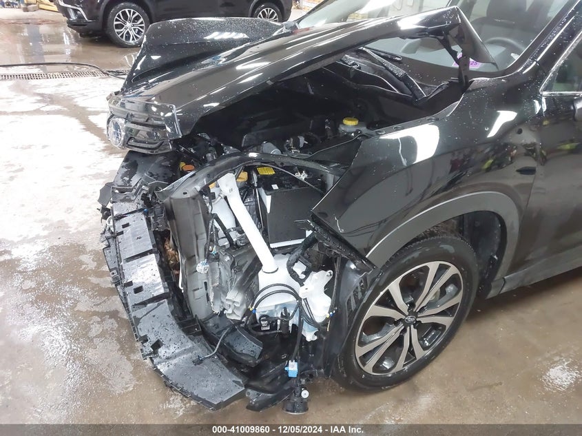 2024 SUBARU FORESTER LIMITED - JF2SKALC4RH441399