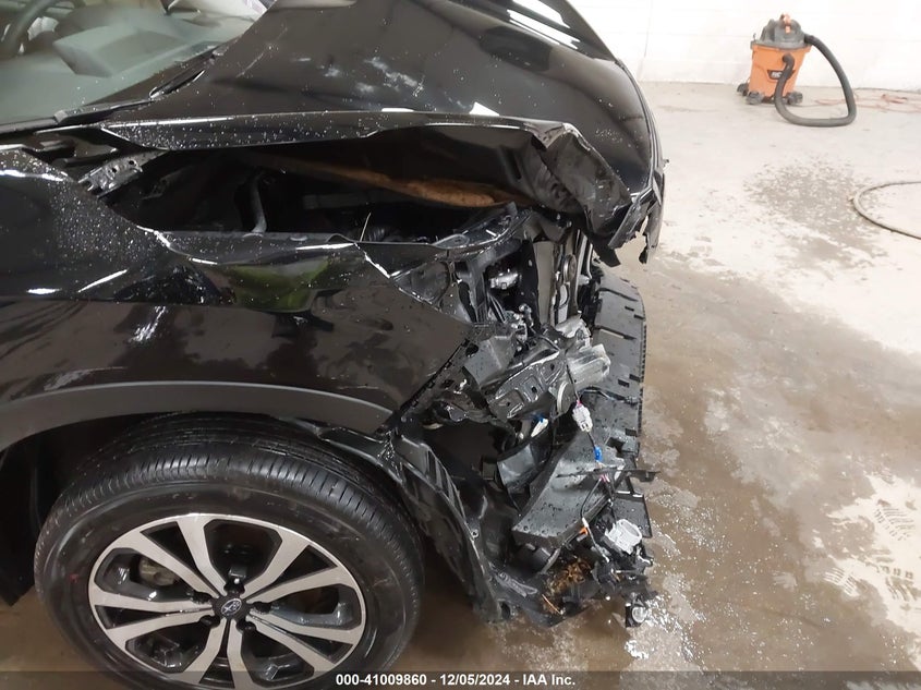 2024 SUBARU FORESTER LIMITED - JF2SKALC4RH441399