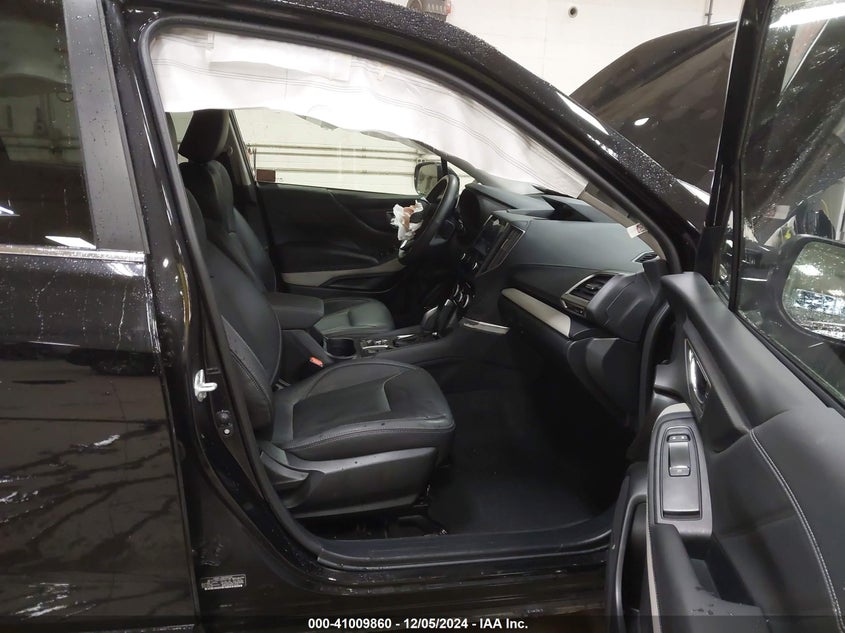 2024 SUBARU FORESTER LIMITED - JF2SKALC4RH441399