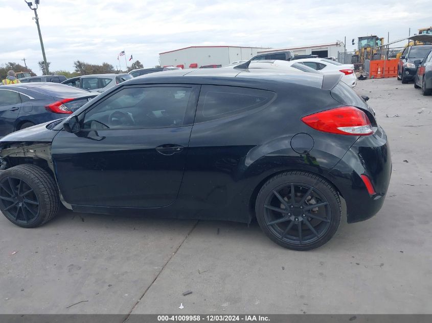 2017 Hyundai Veloster Value Edition VIN: KMHTC6AD2HU322843 Lot: 41009958