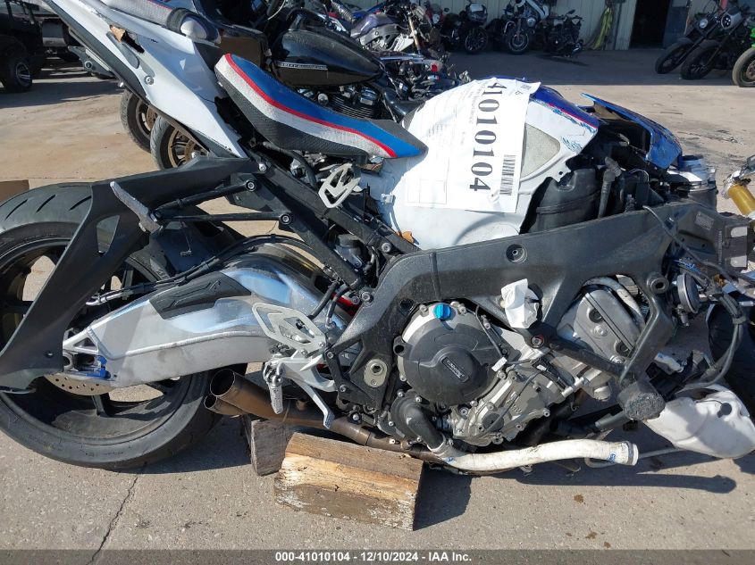 2018 BMW S 1000 Rr VIN: WB10D6007JZ710997 Lot: 41010104