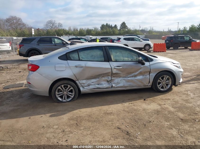 VIN 1G1BC5SM7K7148257 2019 CHEVROLET CRUZE no.13