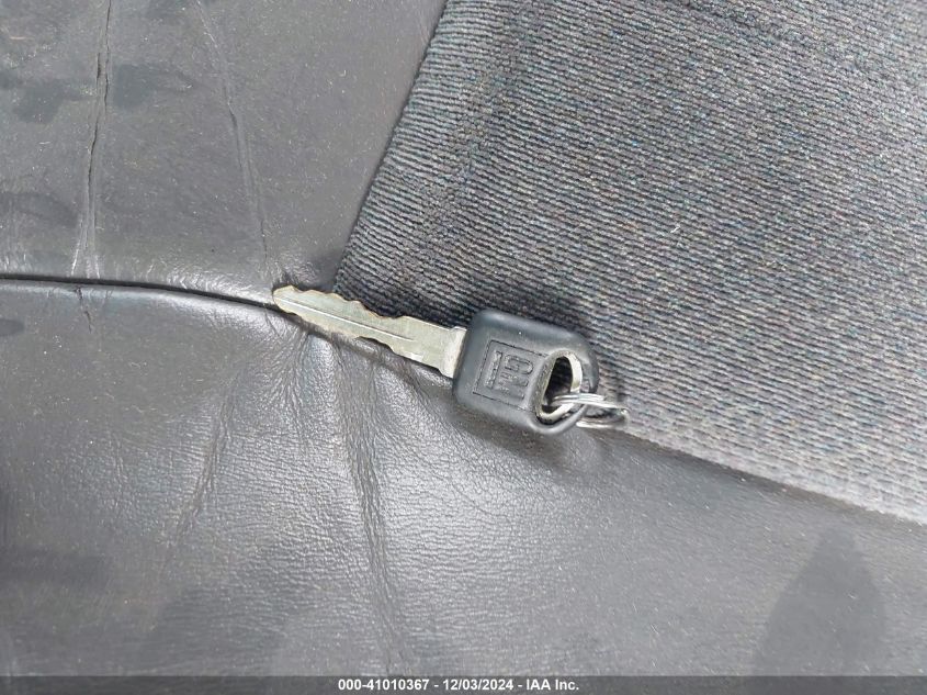 2001 Chevrolet Venture Warner Bros. W/Abf Seats VIN: 1GNDX13E31D290276 Lot: 41010367