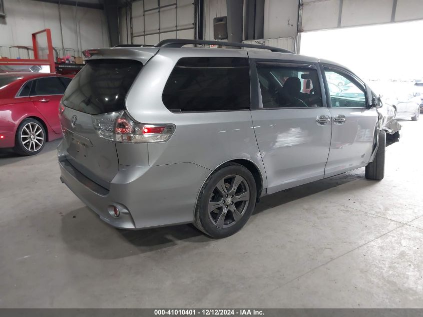 VIN 5TDXZ3DC9HS885348 2017 Toyota Sienna, SE no.4