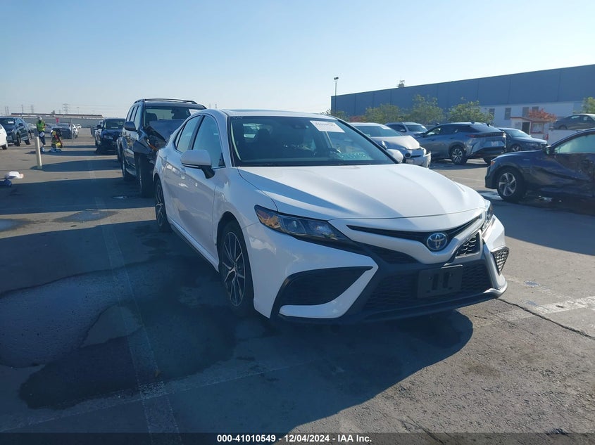 2024 TOYOTA CAMRY HYBRID  (VIN: 4T1S31AK8RU077058)