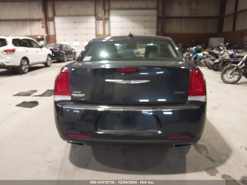 VIN 2C3CCARG6HH585883 2017 Chrysler 300, Limited Awd no.17