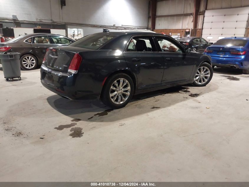 VIN 2C3CCARG6HH585883 2017 Chrysler 300, Limited Awd no.4