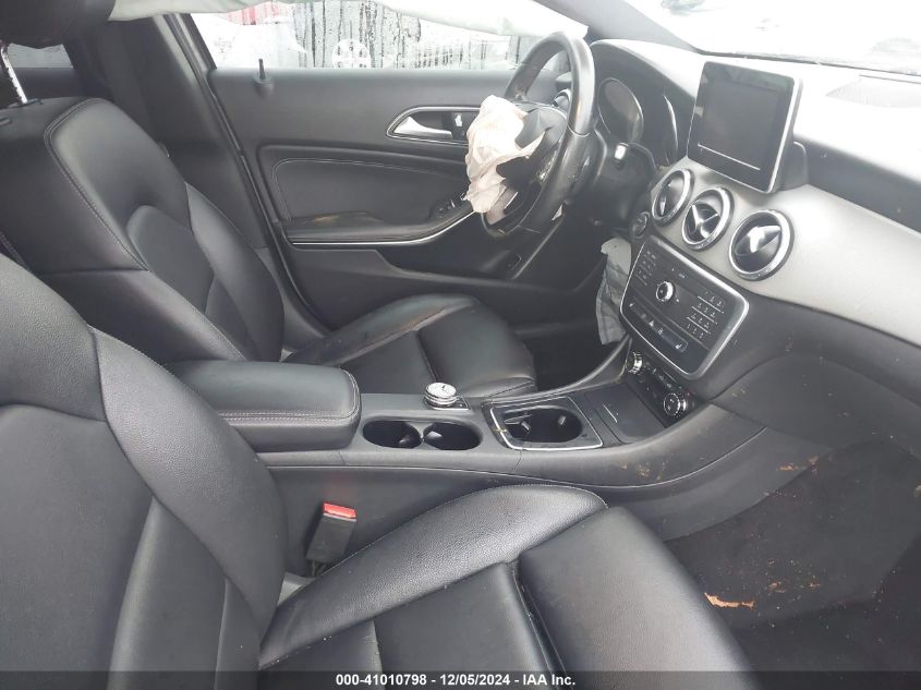 VIN WDCTG4EB0HJ324477 2017 Mercedes-Benz GLA 250 no.5