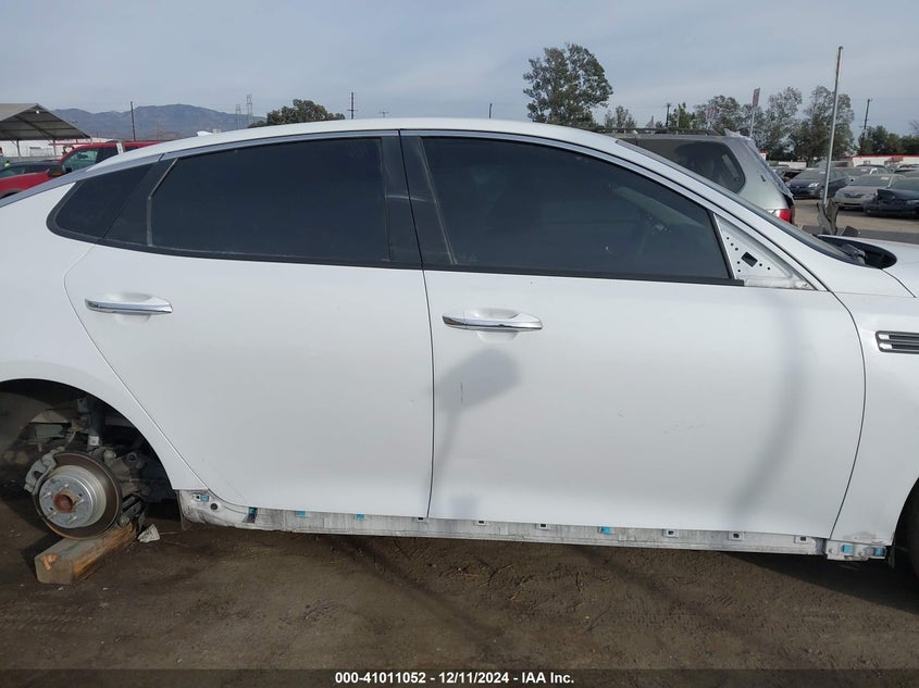 2019 KIA OPTIMA VIN: 5XXGT4L34KG298394