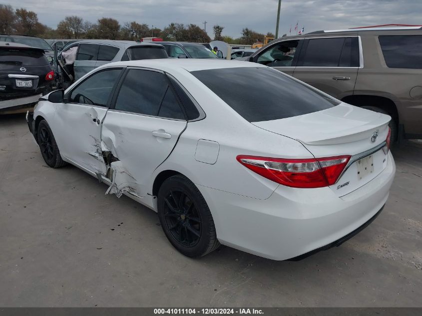 VIN 4T1BF1FK9GU258232 2016 TOYOTA CAMRY no.3