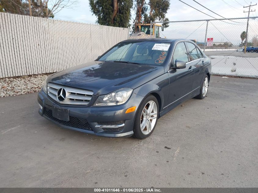 VIN WDDGF4HB4DA750002 2013 Mercedes-Benz C 250, Lux... no.2