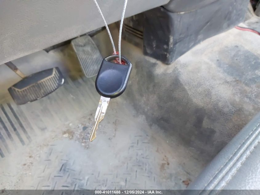 2005 Ford F-150 Stx/Xl/Xlt VIN: 1FTRF122X5NB88837 Lot: 41011688