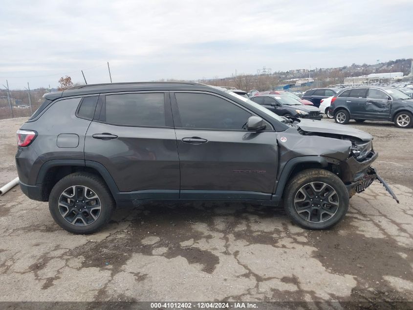 VIN 3C4NJDDB0KT627860 2019 JEEP COMPASS no.13