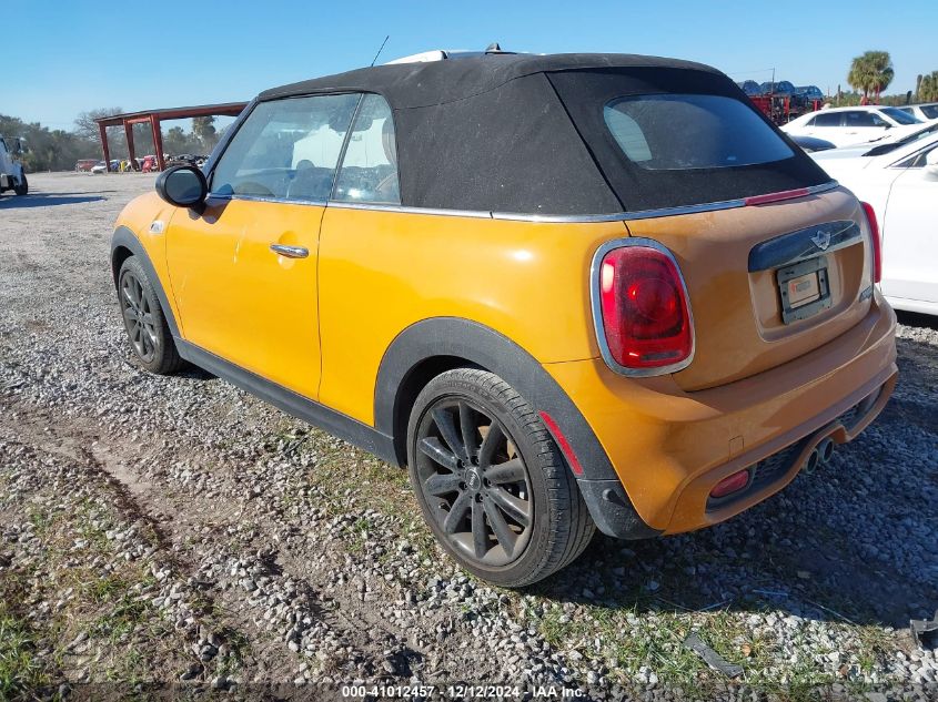 VIN WMWWG9C56J3E38992 2018 Mini Convertible, Cooper S no.3