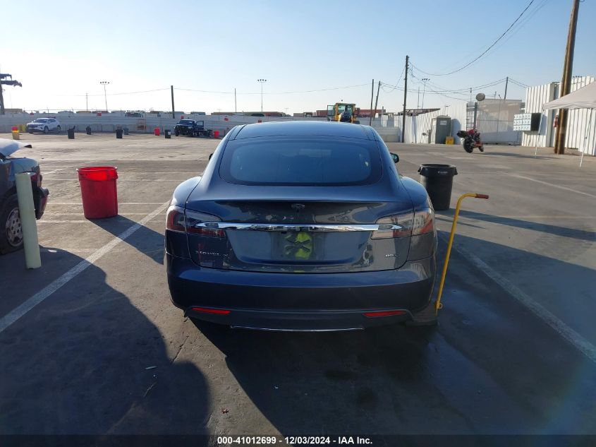 2015 Tesla Model S 70D/85D/P85D VIN: 5YJSA1E21FF114556 Lot: 41012699