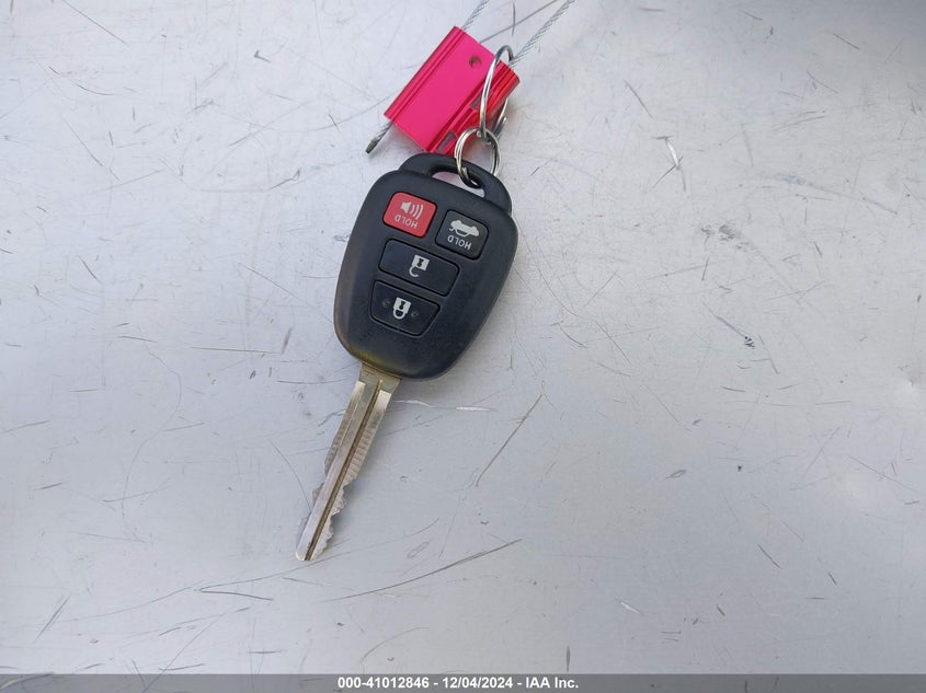 2018 TOYOTA COROLLA LE - 2T1BURHE6JC083765