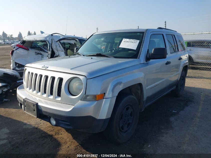 VIN 1C4NJPBA7DD229467 2013 Jeep Patriot, Sport no.2