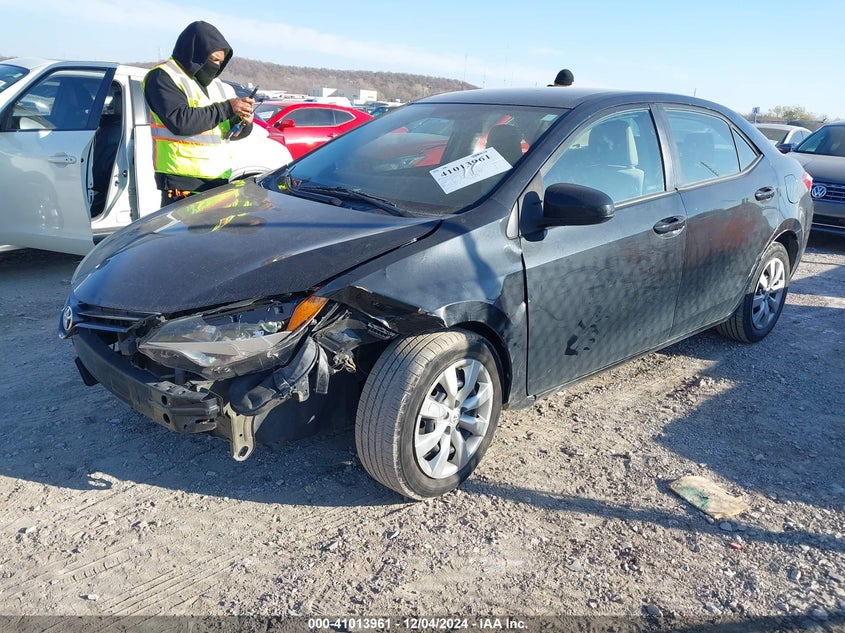 2015 TOYOTA COROLLA LE - 5YFBURHEXFP341549