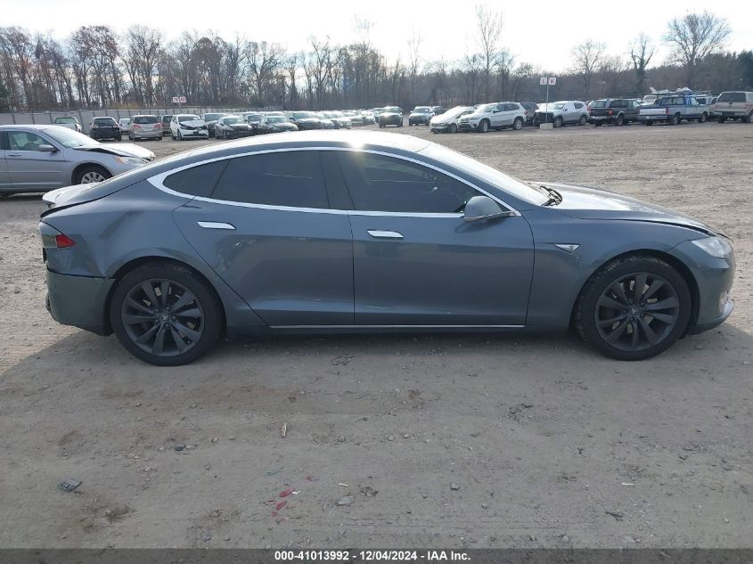 VIN 5YJSA1H17EFP43126 2014 Tesla Model S, P85 no.13