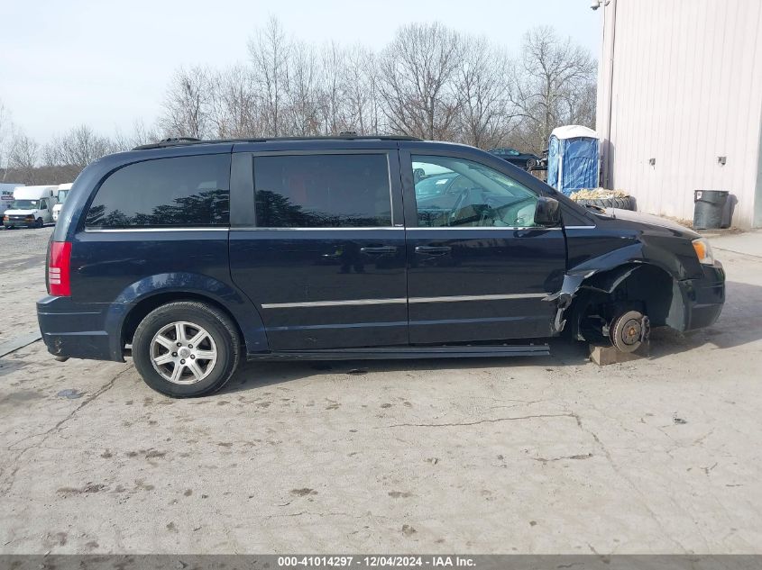 2010 Chrysler Town & Country Touring VIN: 2A4RR5D16AR140875 Lot: 41014297