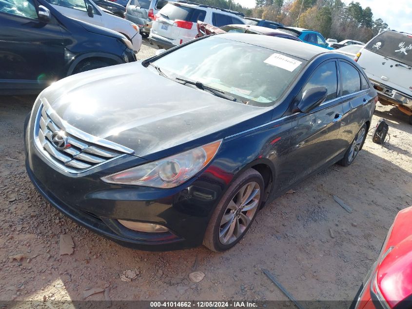 VIN 5NPEC4AC0DH599407 2013 Hyundai Sonata, SE no.2