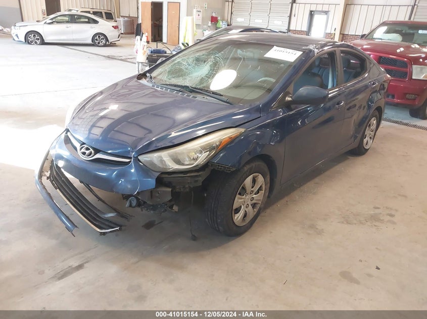 2016 HYUNDAI ELANTRA VIN: 5NPDH4AE8GH691173
