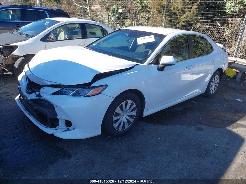 2018 TOYOTA CAMRY VIN: 4T1B11HK2JU041365