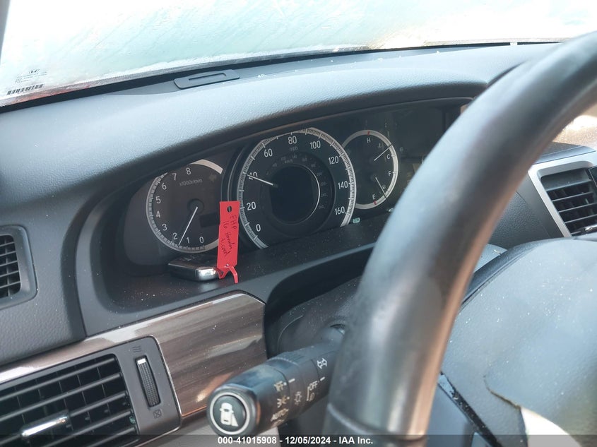 2016 HONDA ACCORD VIN: 1HGCR2F98GA017185