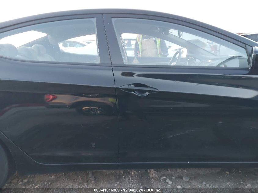 VIN KMHDH4AE6GU575486 2016 Hyundai Elantra, SE no.13