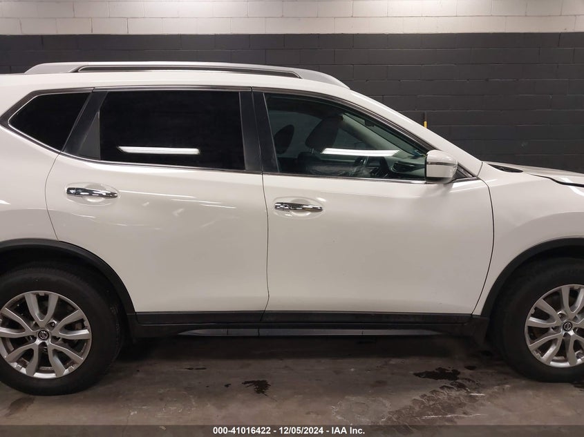 2017 NISSAN ROGUE SV - 5N1AT2MV4HC883586