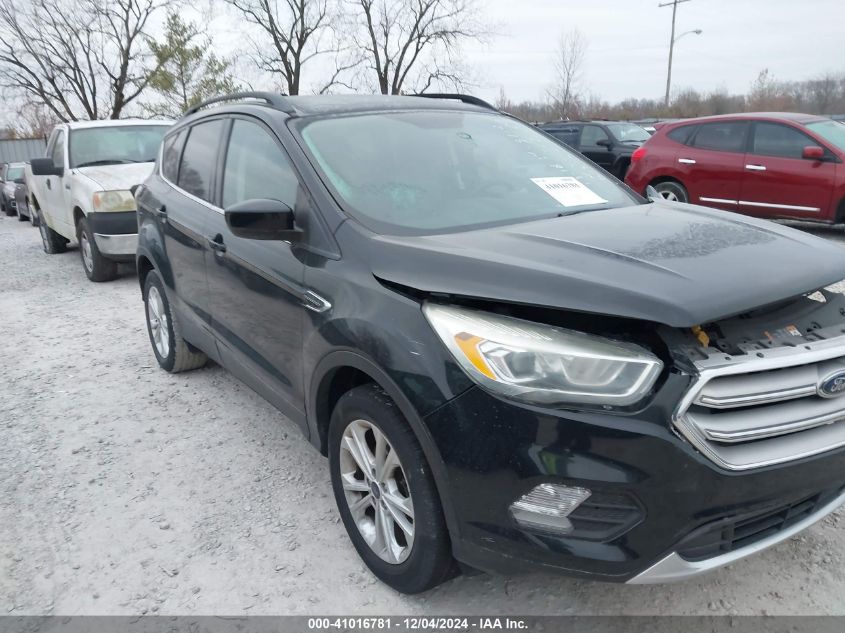 VIN 1FMCU0GD5HUC35729 2017 FORD ESCAPE no.1