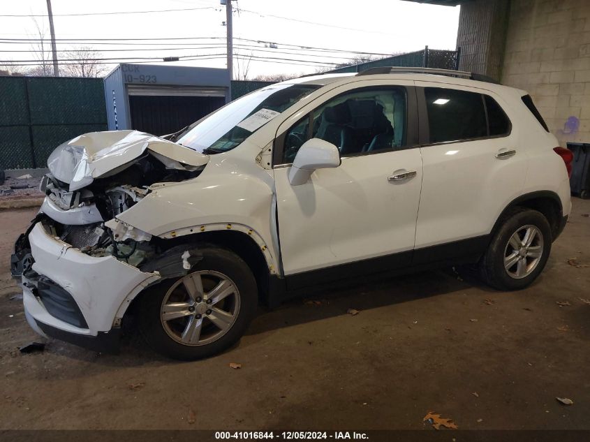 VIN KL7CJPSB0KB753209 2019 CHEVROLET TRAX no.2