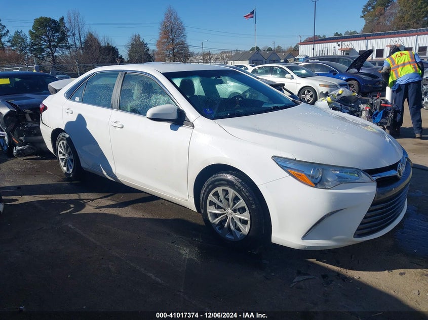 2015 TOYOTA CAMRY LE - 4T1BF1FKXFU097789