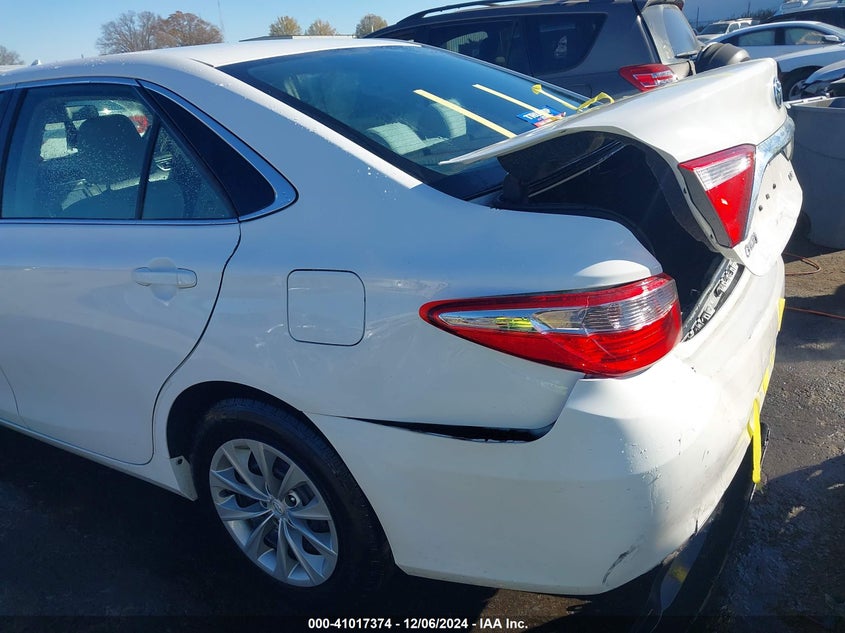 2015 TOYOTA CAMRY LE - 4T1BF1FKXFU097789