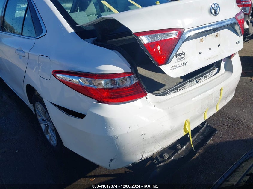 2015 TOYOTA CAMRY LE - 4T1BF1FKXFU097789