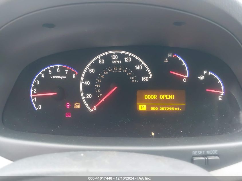 2006 Hyundai Azera Limited/Se VIN: KMHFC46F36A107059 Lot: 41017448